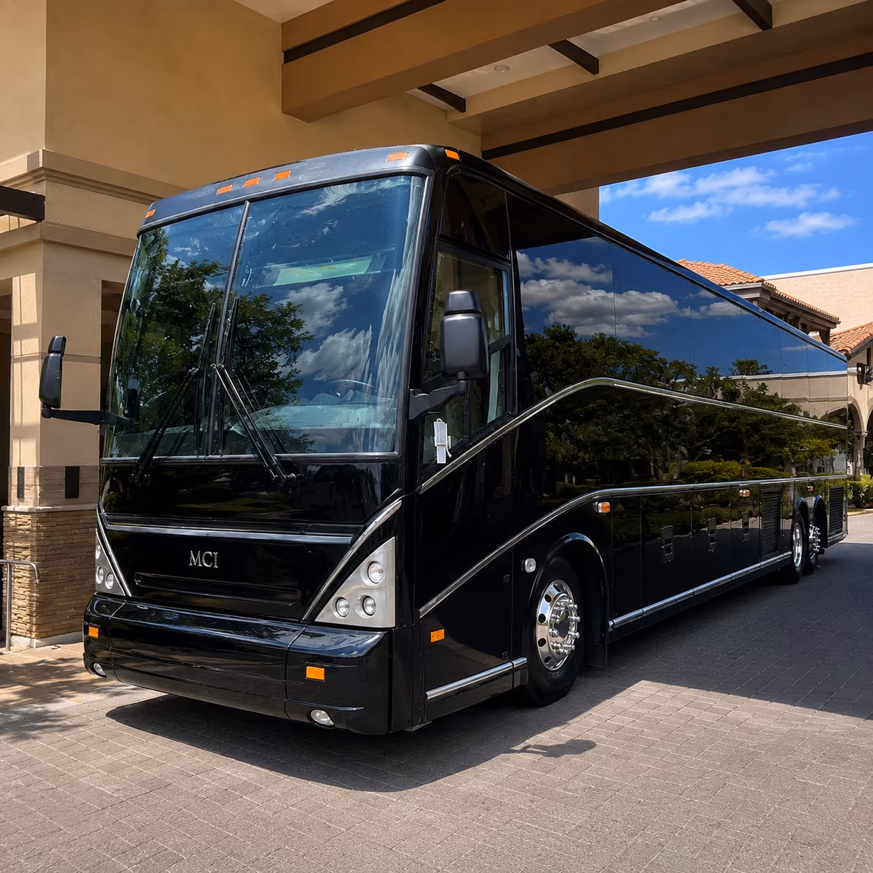 charter buses for bachelor weekends at tucson golf courses and resorts