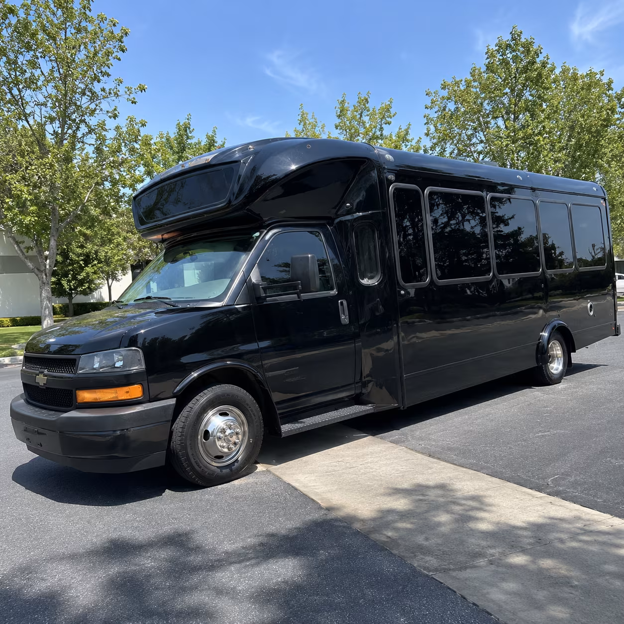 party buses for tucson bachelorette bar crawls on fourth avenue