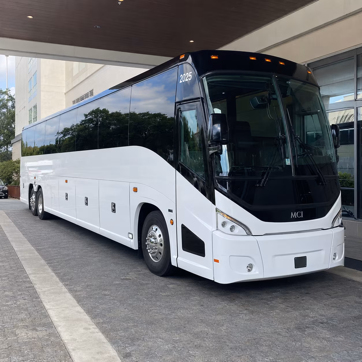 tucson 54 passenger charter bus